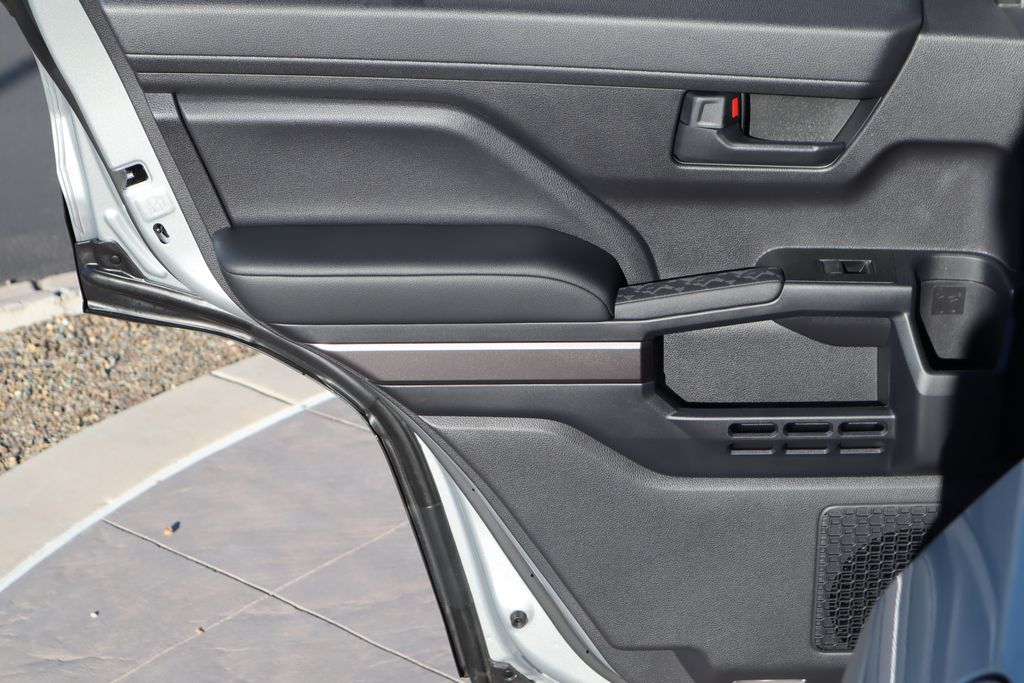 Thumbnail: 2025 Toyota 4Runner - 25