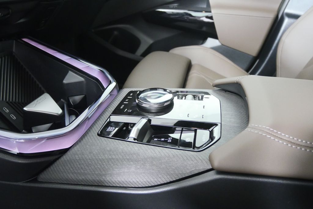 Thumbnail: 2026 BMW X3 - 22