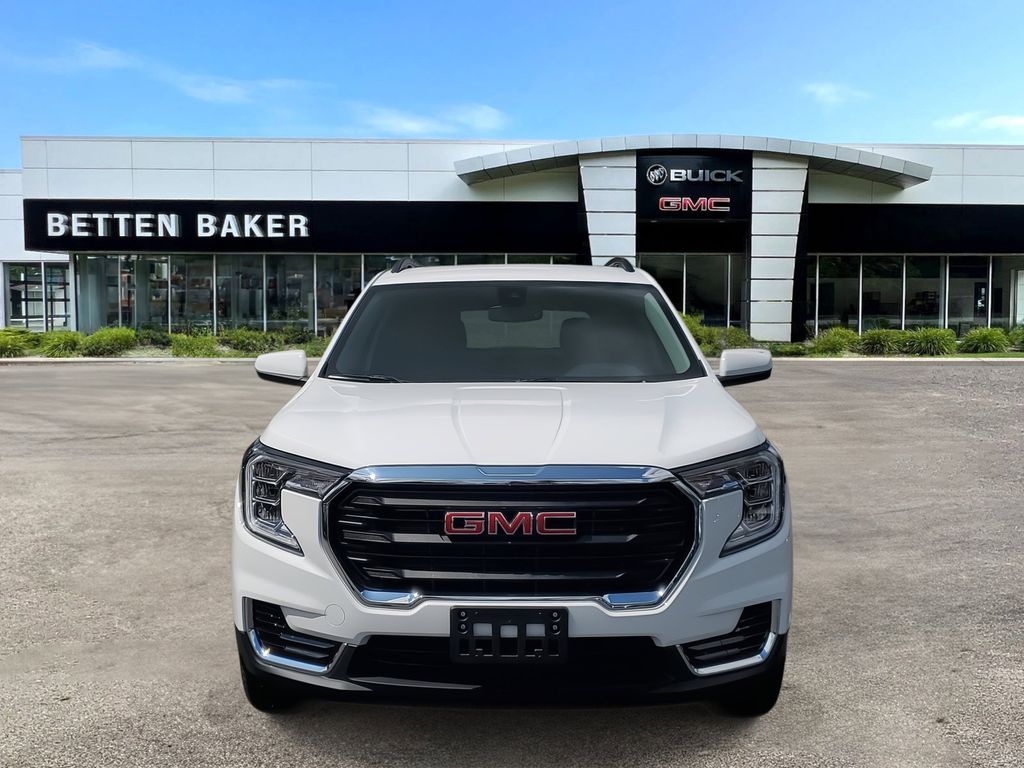 2024 GMC Terrain SLE 2