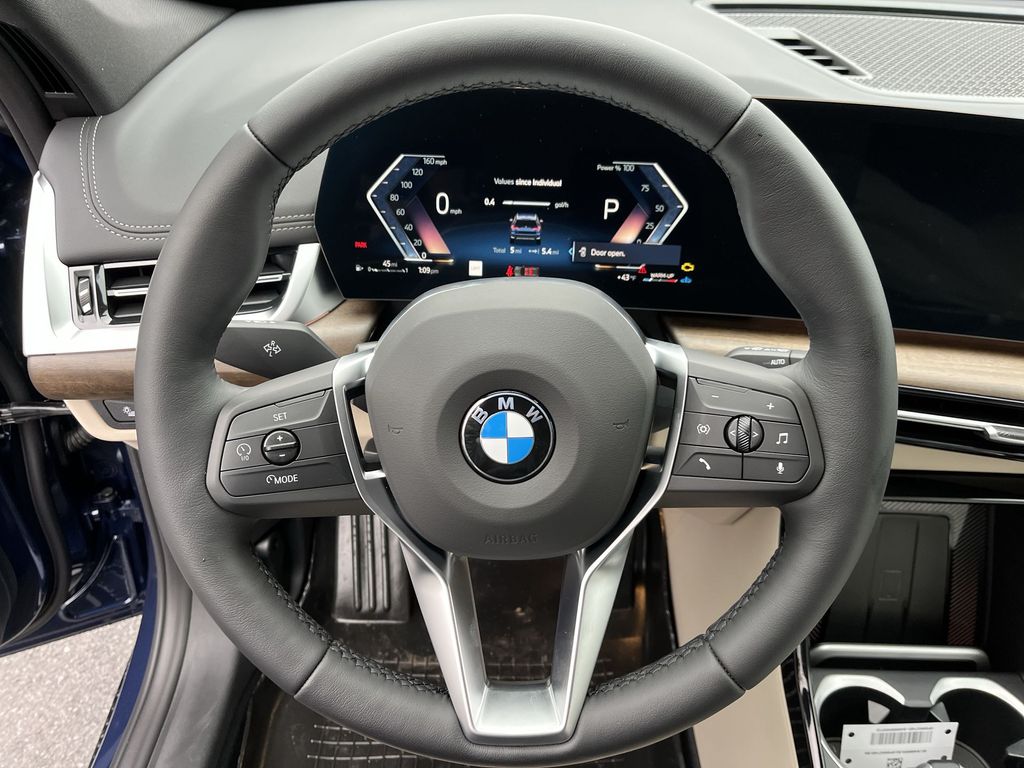 2025 BMW X1 xDrive28i 14