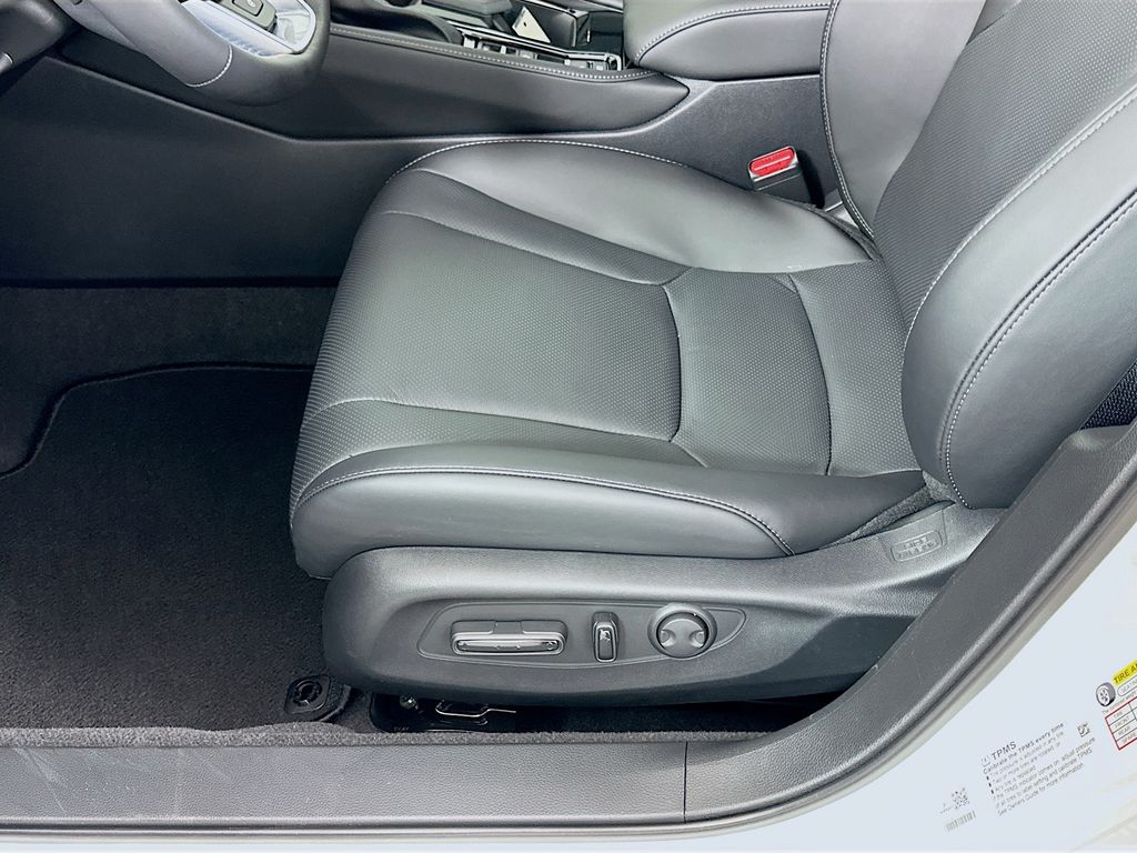 Thumbnail: 2025 Honda Accord - 21