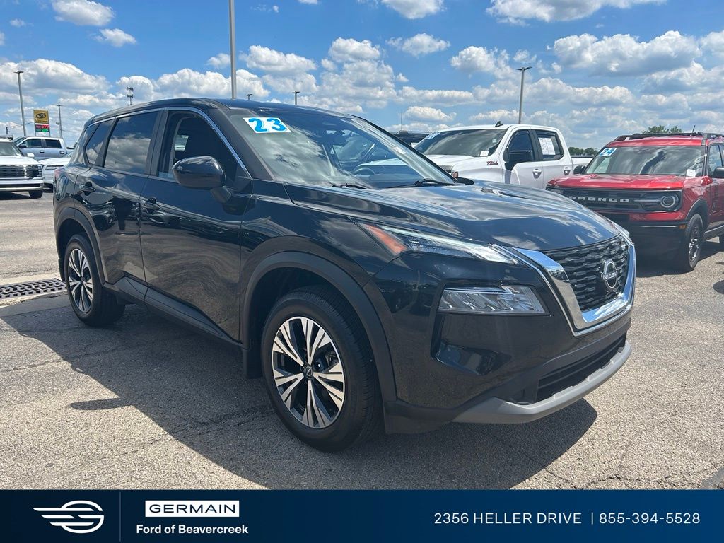 Used 2023 Black Nissan SV image 2