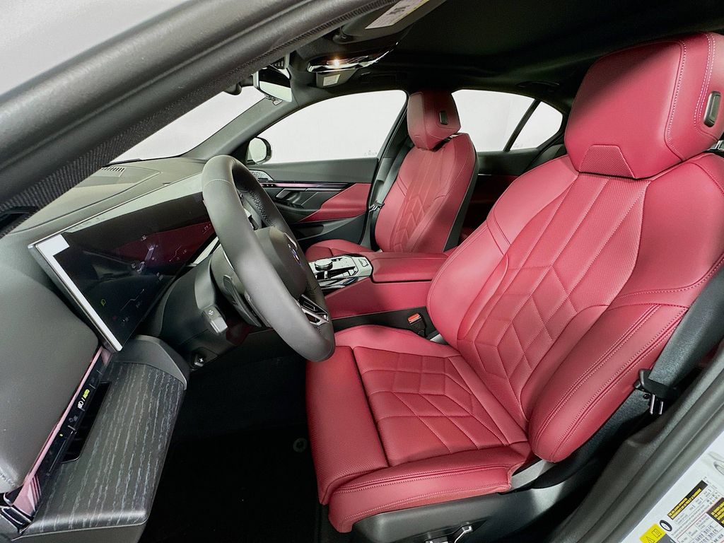 Thumbnail: 2026 BMW i5 - 16