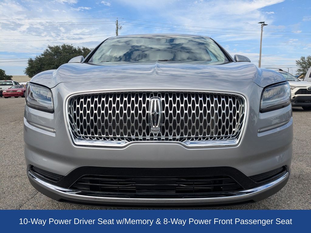 2022 Lincoln Nautilus Standard