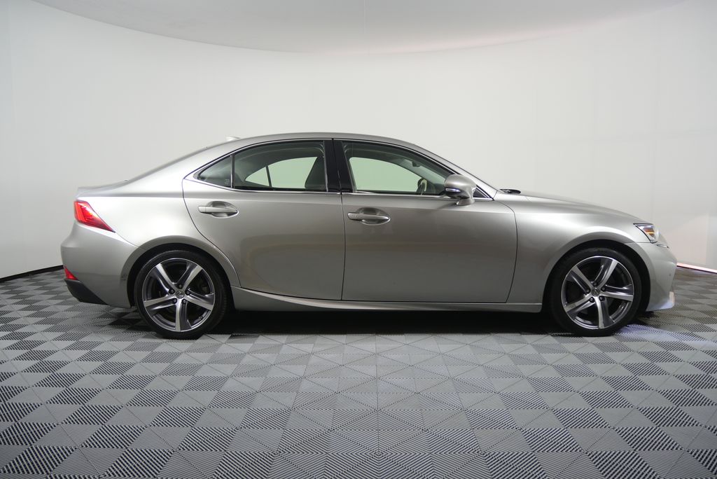 Thumbnail: 2019 Lexus IS - 2