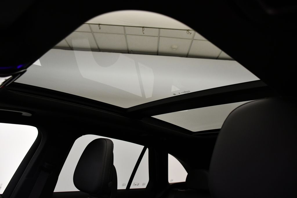 Thumbnail: 2026 Mercedes-Benz GLC - 17