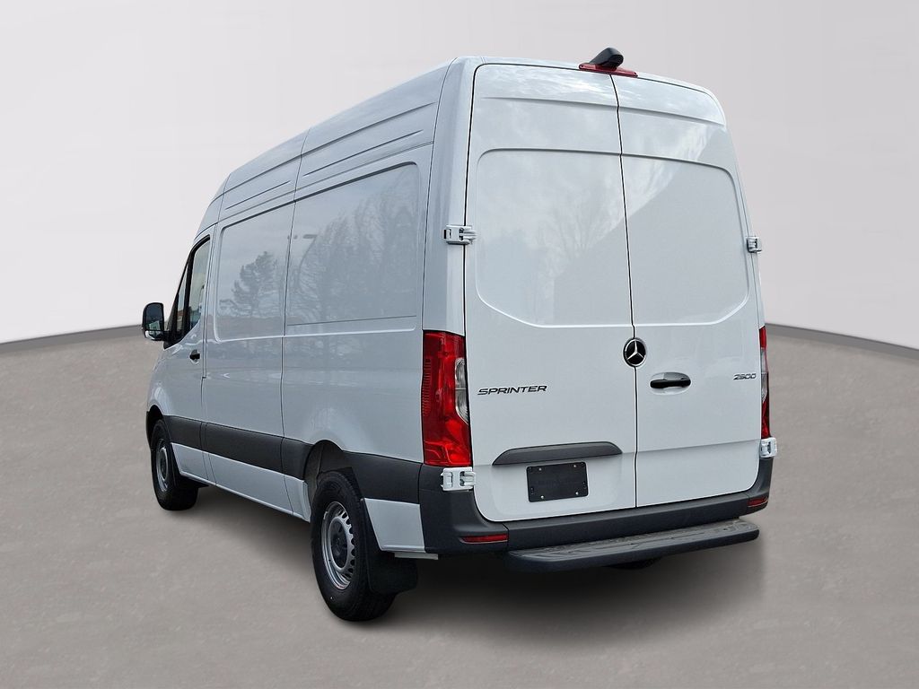 2025 Mercedes-Benz Sprinter 2500 4