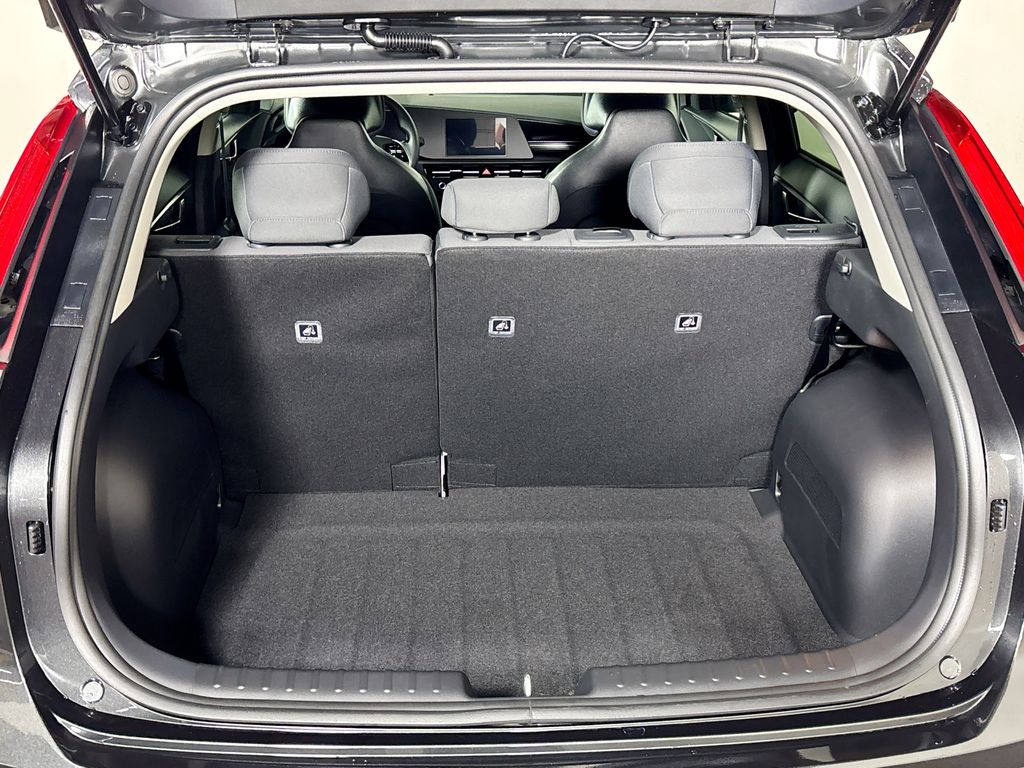 2026 Kia Niro LX