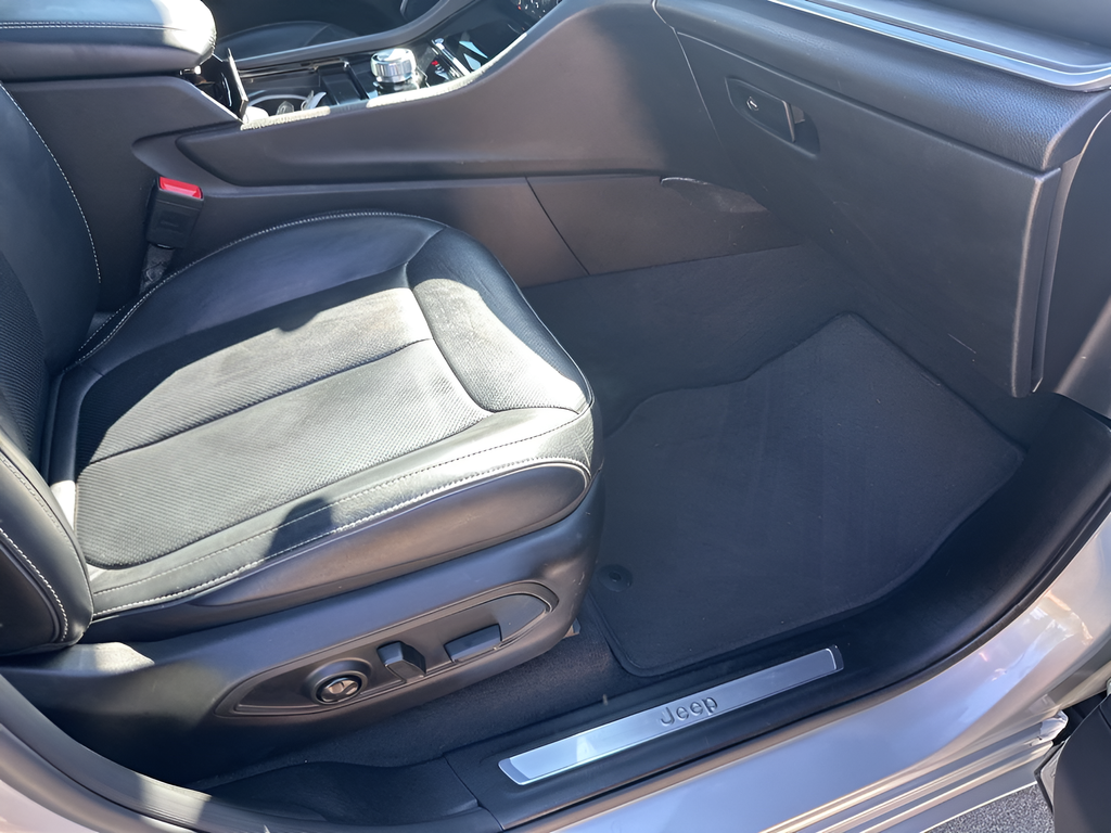 Used Car 2023 Jeep Grand Cherokee L  Overland For Sale Under $35,000 In Austin, Texas