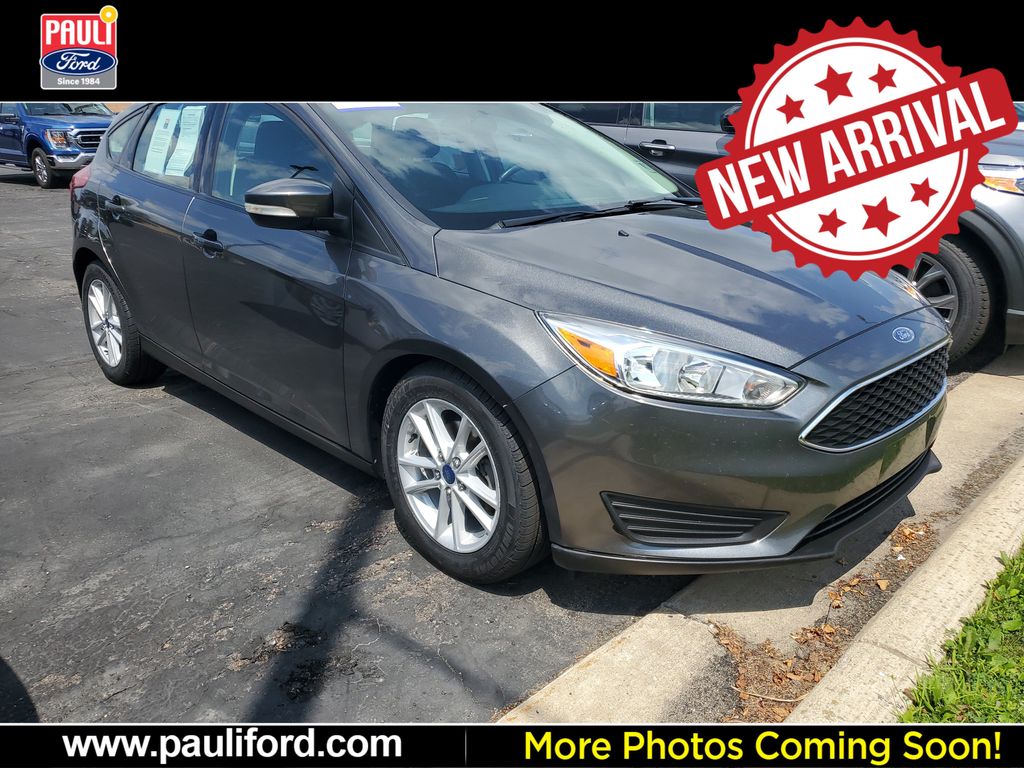 Gray (Magnetic Metallic) 2018 Ford Focus Hatchback Front-Wheel Drive 6-Speed Automatic