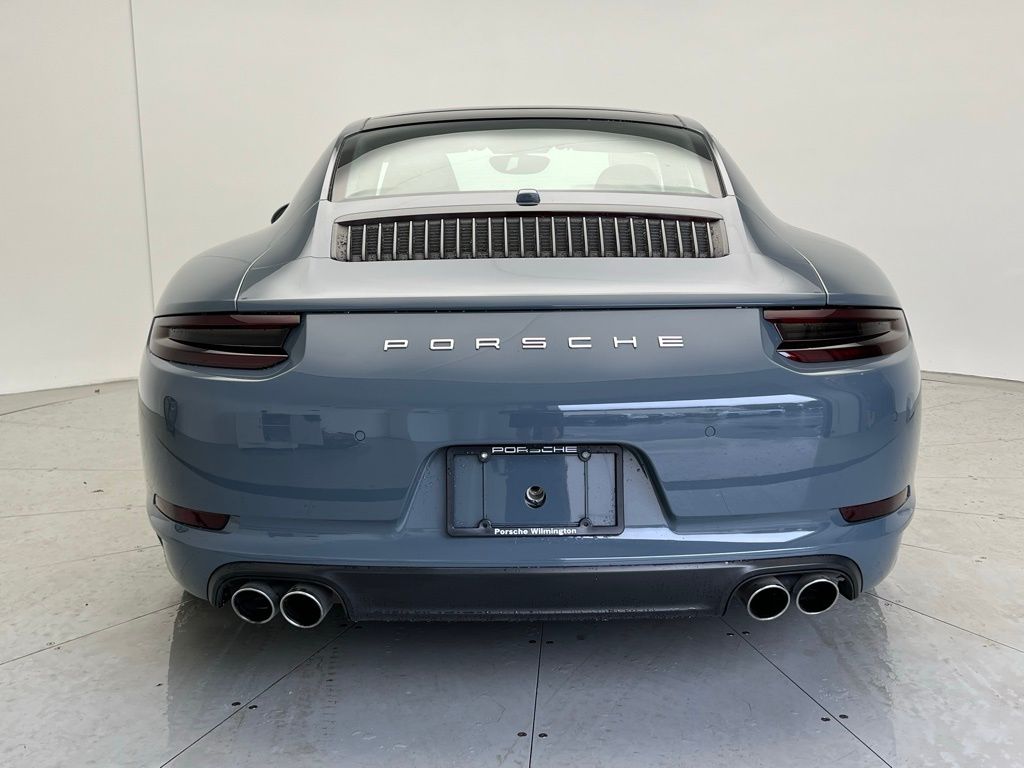 Thumbnail: 2017 Porsche 911 - 21