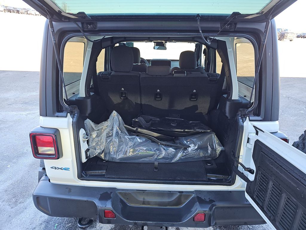2025 Bright White Clearcoat Jeep Wrangler Willys 4xe 4X4 SUV