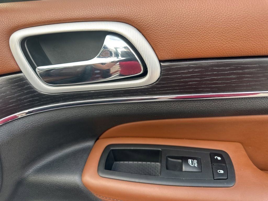 2021 Velvet Red Pearlcoat Jeep Grand Cherokee Summit 4X4 SUV