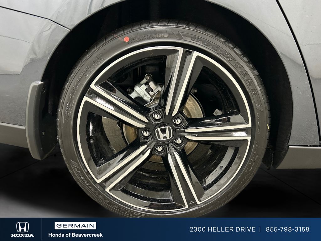 New 2026 Gray Honda SE image 9