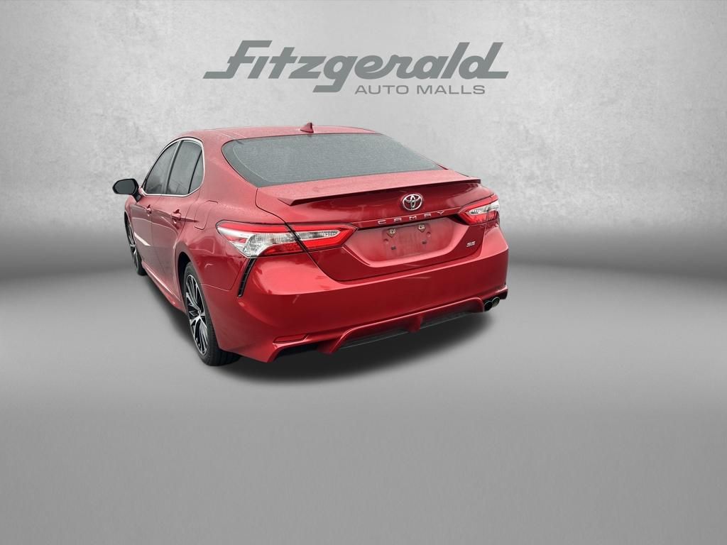 View vehicle photo 5