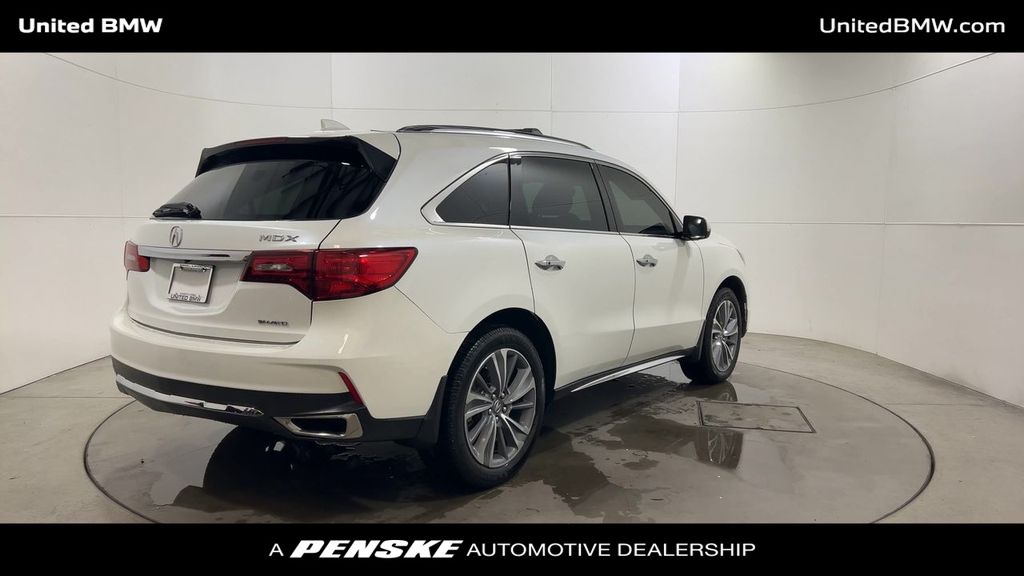 Thumbnail: 2018 Acura MDX - 8