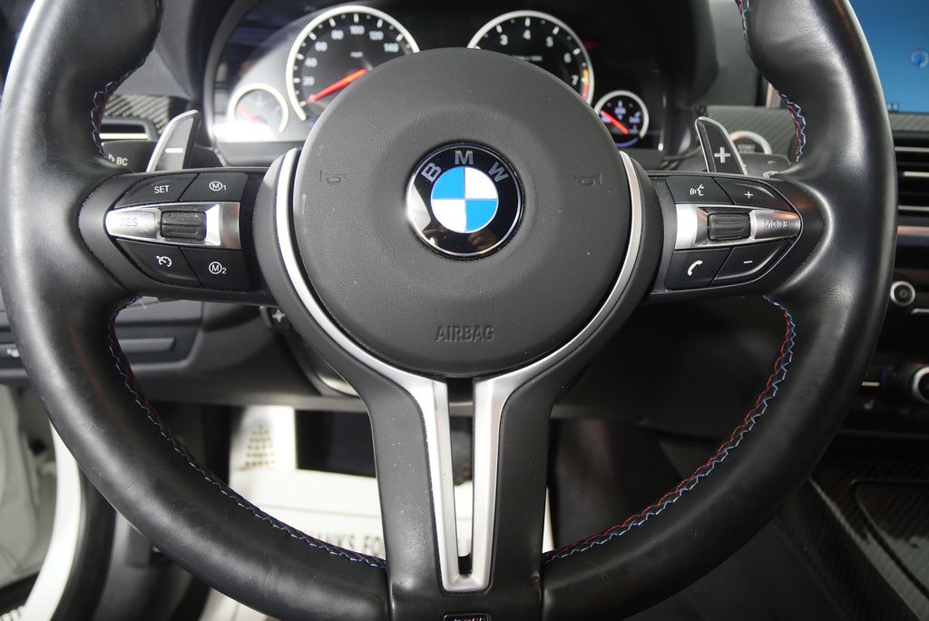2014 BMW M6 Base 17