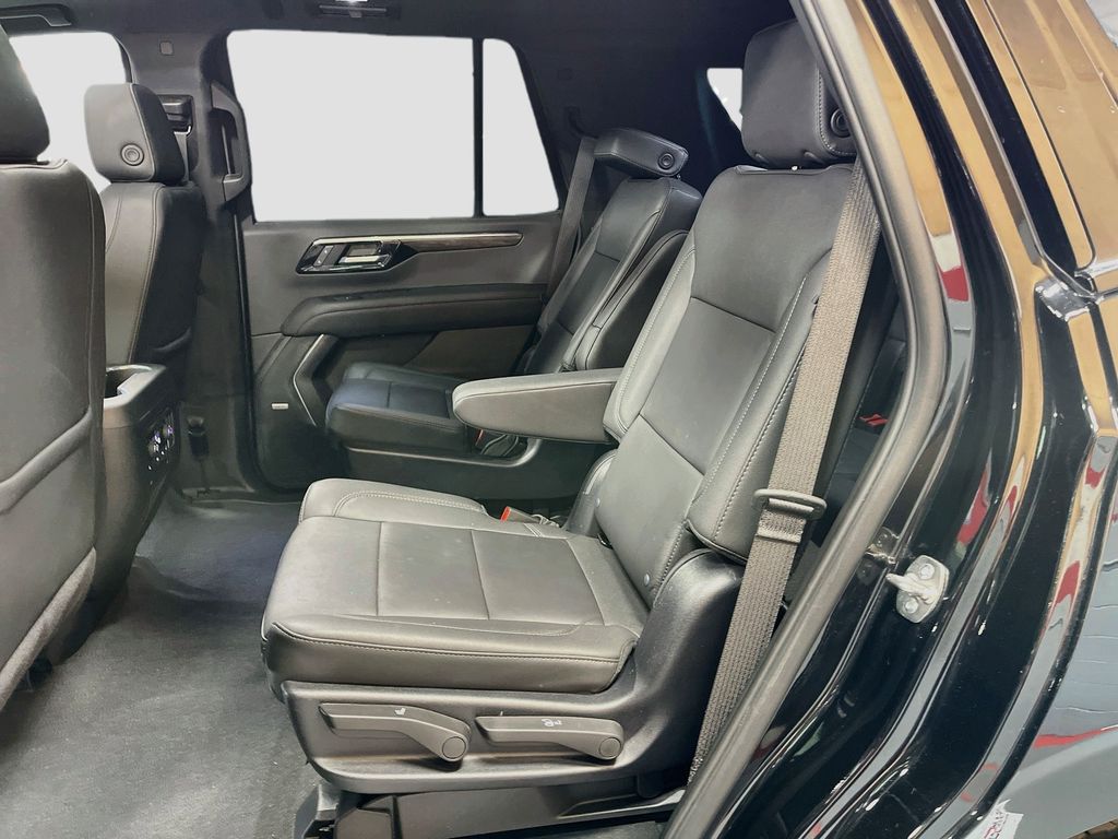 Used 2025 Black Chevrolet Z71 image 26