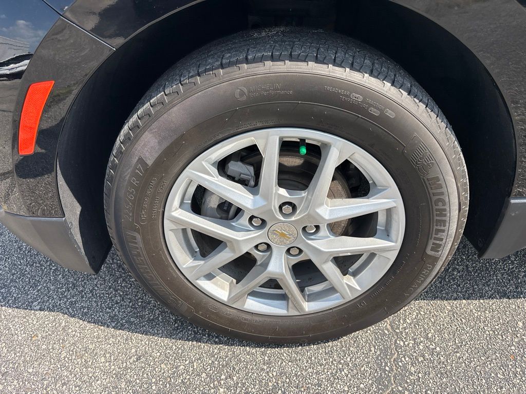 Used 2023 Chevrolet Equinox SUV