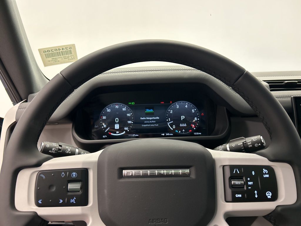 Thumbnail: 2025 Land Rover Defender - 14