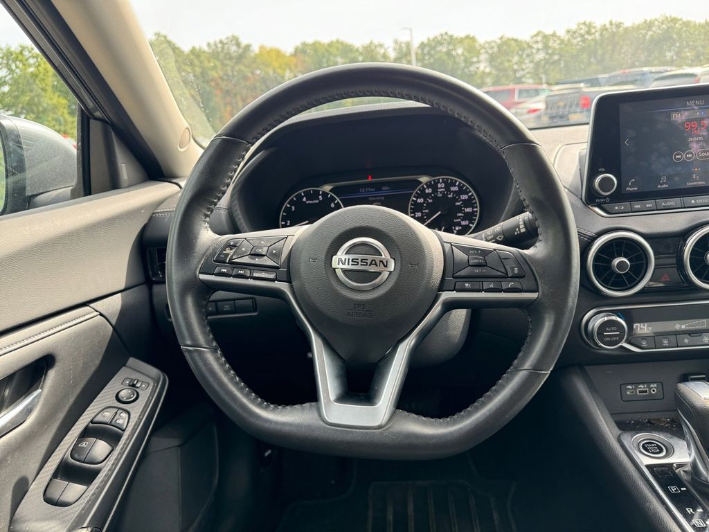 2020 Nissan Sentra SV 11