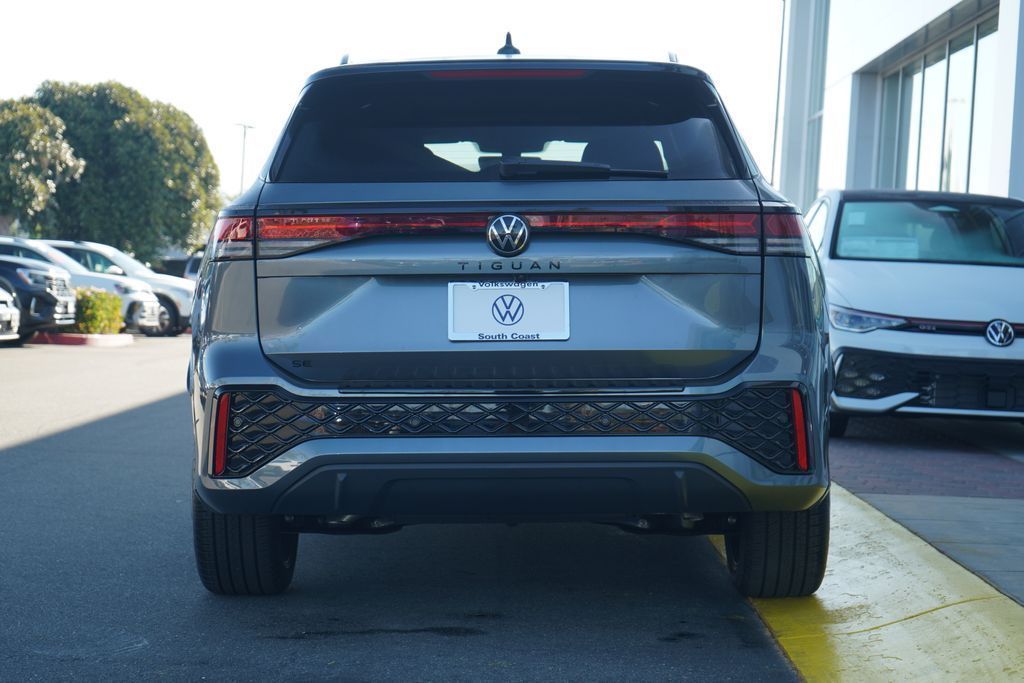 Thumbnail: 2026 Volkswagen Tiguan - 4