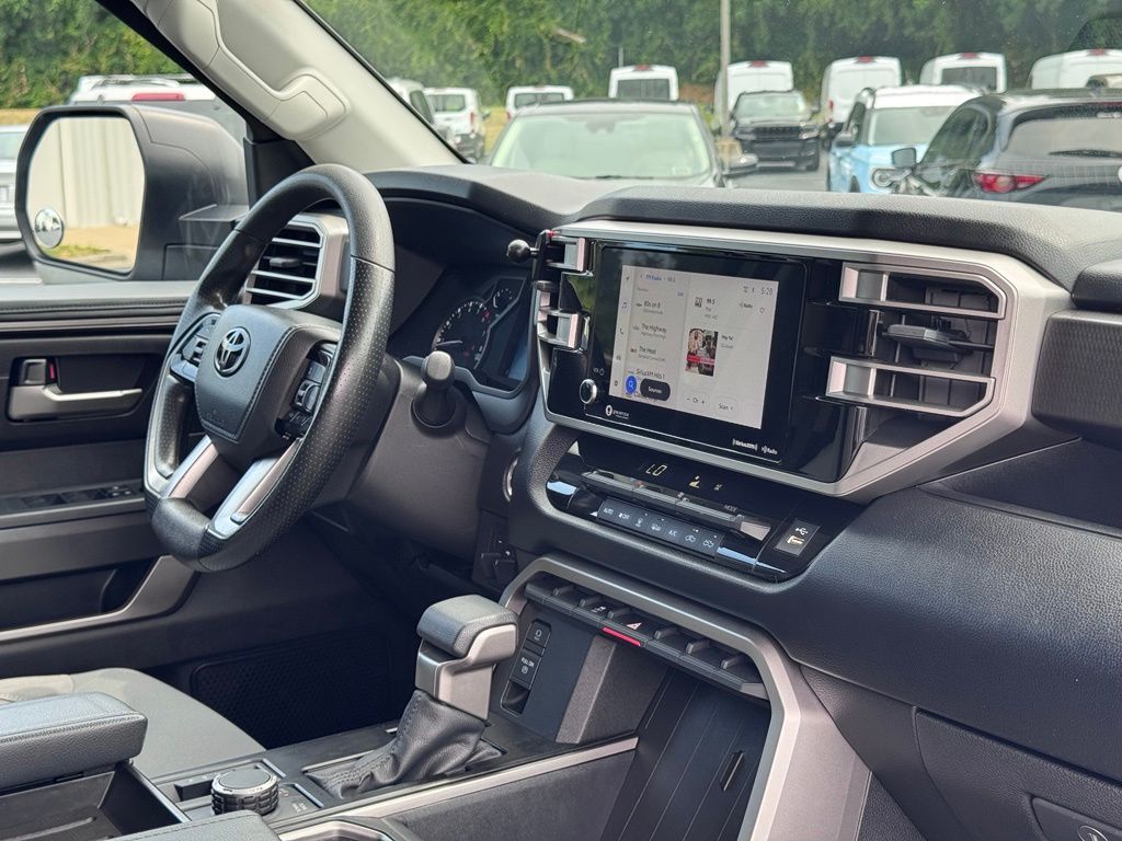 ToyotaTundra24