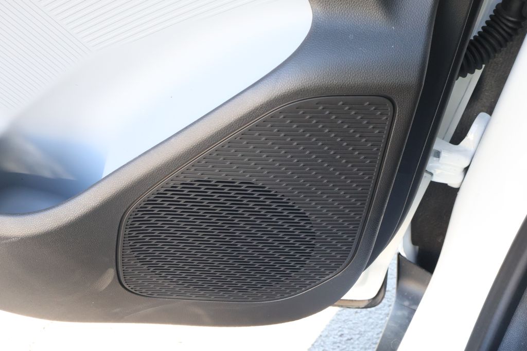 Thumbnail: 2027 Chevrolet Bolt EV - 18