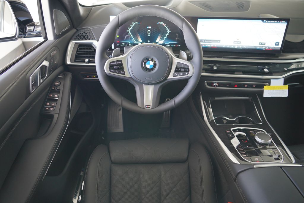 Thumbnail: 2027 BMW X7 - 14