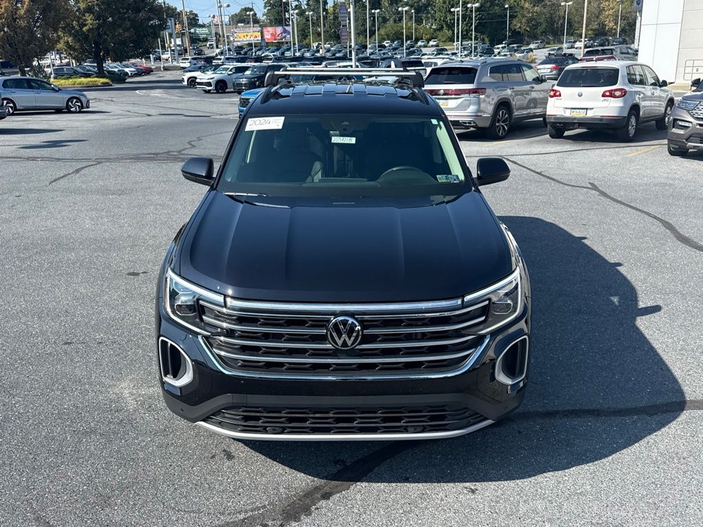 2024 Volkswagen Atlas 2.0T SE w/Technology Black at South Hills CDJR