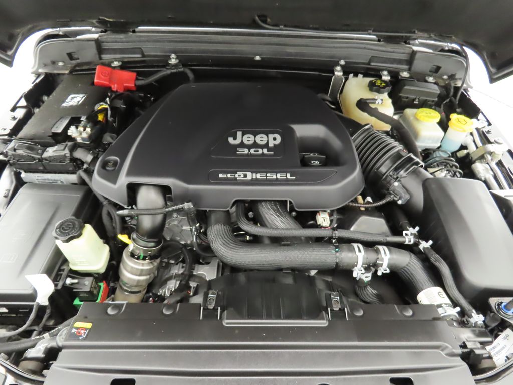 Thumbnail: 2021 Jeep Wrangler - 29