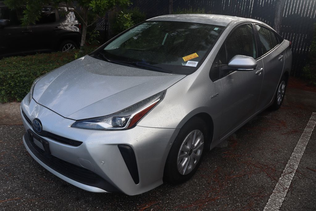 Thumbnail: 2022 Toyota Prius - 2