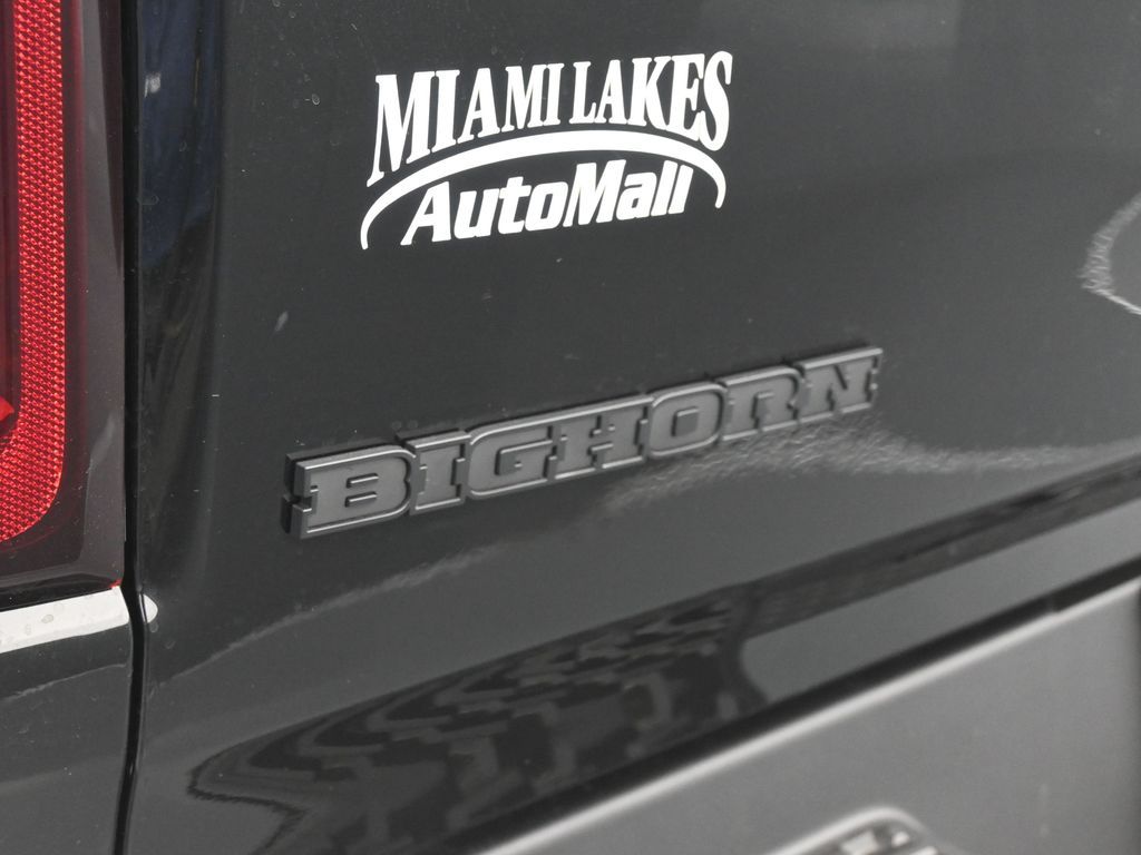 New 2026 Diamond Black Crystal Pearlcoat Ram Big Horn/Lone Star image 35