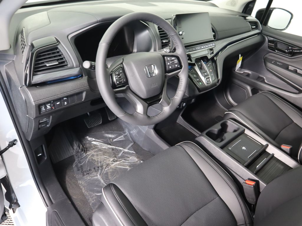 Thumbnail: 2026 Honda Odyssey - 9