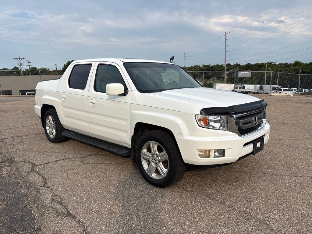 Taffeta White 2010 Honda Ridgeline Pickup Truck Four-Wheel Drive 5-Speed Automatic