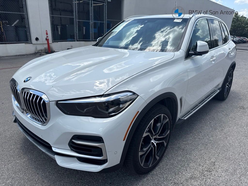 Alpine White 2023 BMW X5 SUV / Crossover Rear-Wheel Drive 8-Speed Automatic