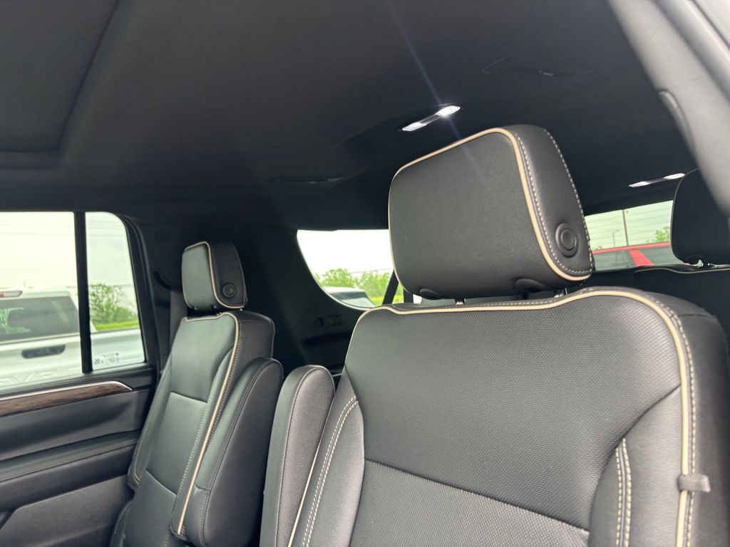 Used Car 2023 Chevrolet Suburban  Premier For Sale Under $50,000 In Austin, Texas