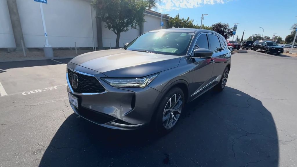 Thumbnail: 2023 Acura MDX - 4