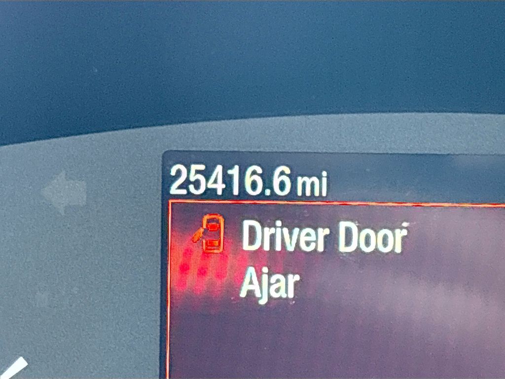 Used 2022 Silver Ford SEL image 12
