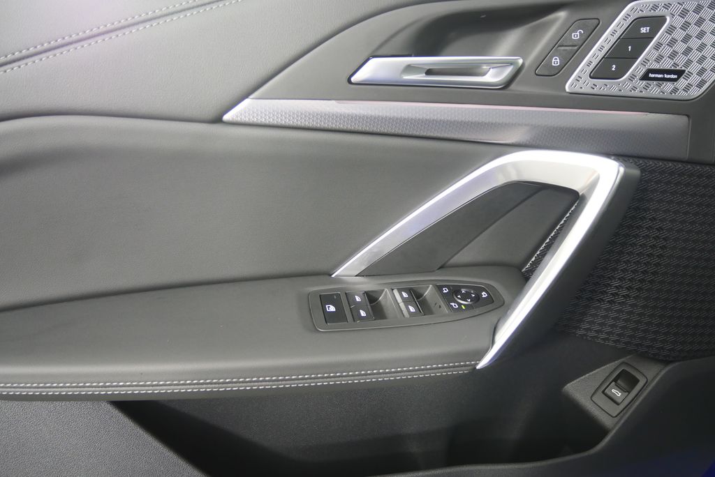 2025 BMW X1 M35i 8