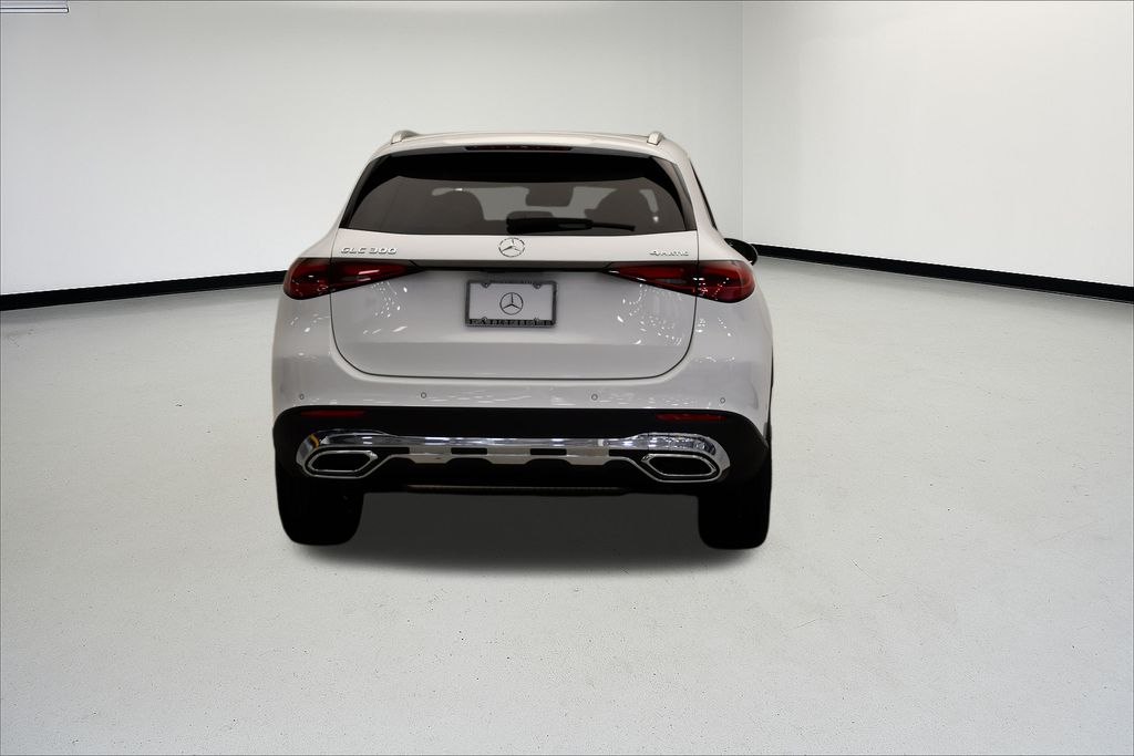 Thumbnail: 2026 Mercedes-Benz GLC - 4