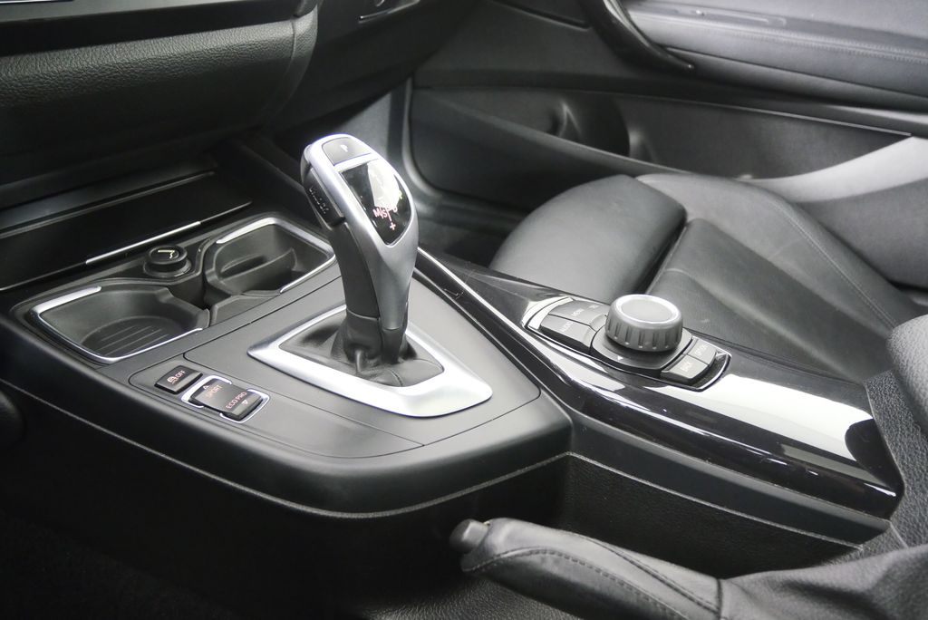 Thumbnail: 2014 BMW 2 Series - 21