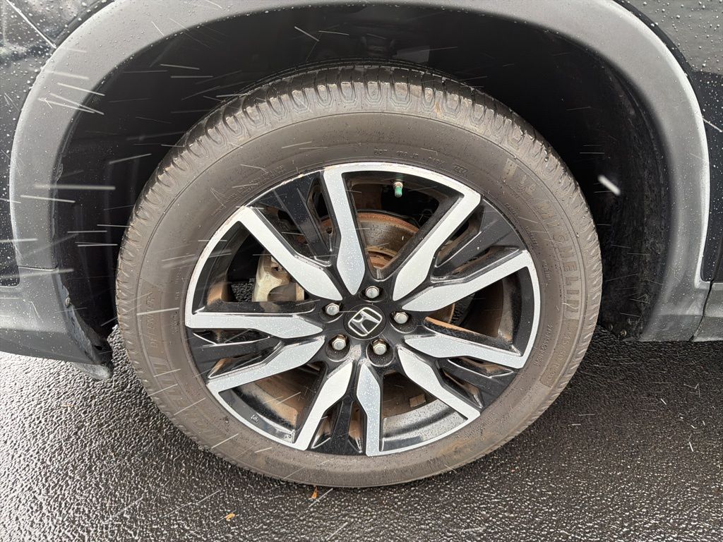 Thumbnail: 2019 Honda Pilot - 10