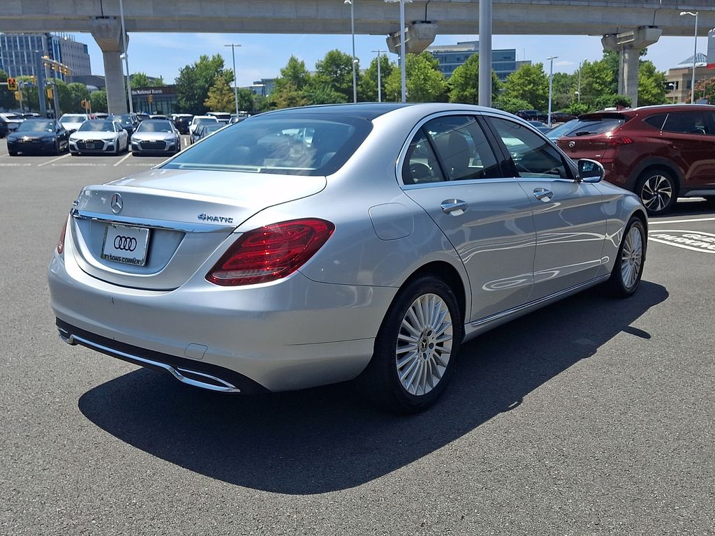 Thumbnail: 2017 Mercedes-Benz C-Class - 4
