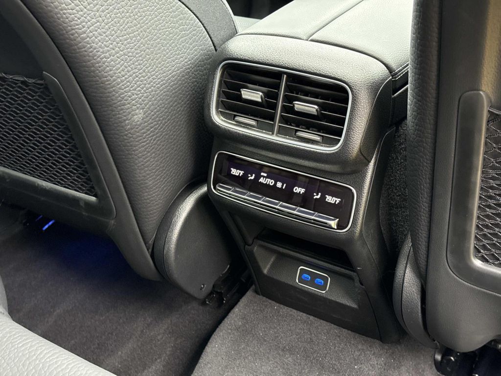 Thumbnail: 2025 Mercedes-Benz GLS - 27