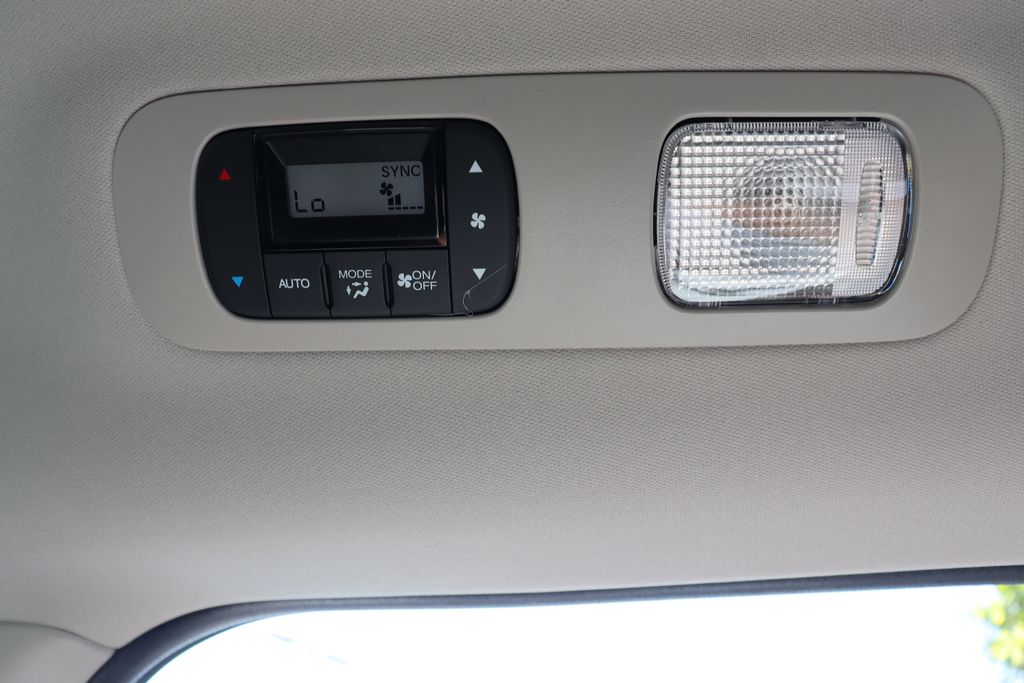 Thumbnail: 2026 Honda Odyssey - 16