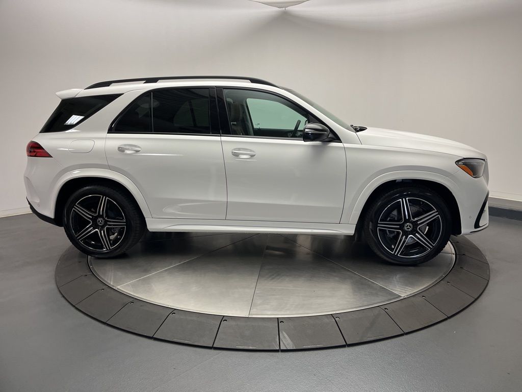 Thumbnail: 2026 Mercedes-Benz GLE - 8