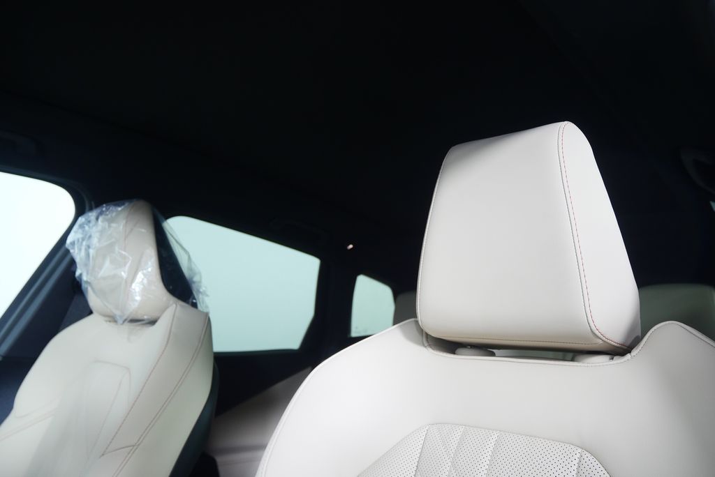 Thumbnail: 2026 BMW X3 - 11