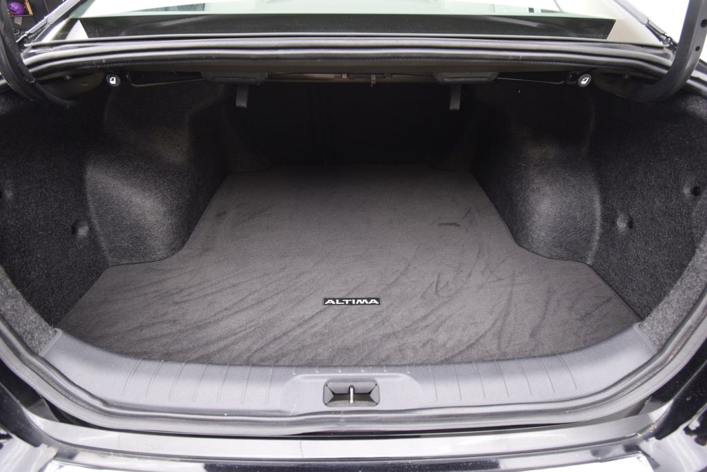 used 2023 Nissan Altima car, priced at $23,600