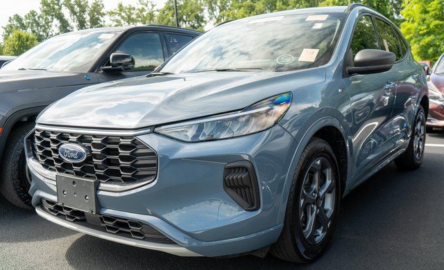 Vapor Blue 2024 Ford Escape Hybrid SUV / Crossover Front-Wheel Drive Continuously Variable Transmission